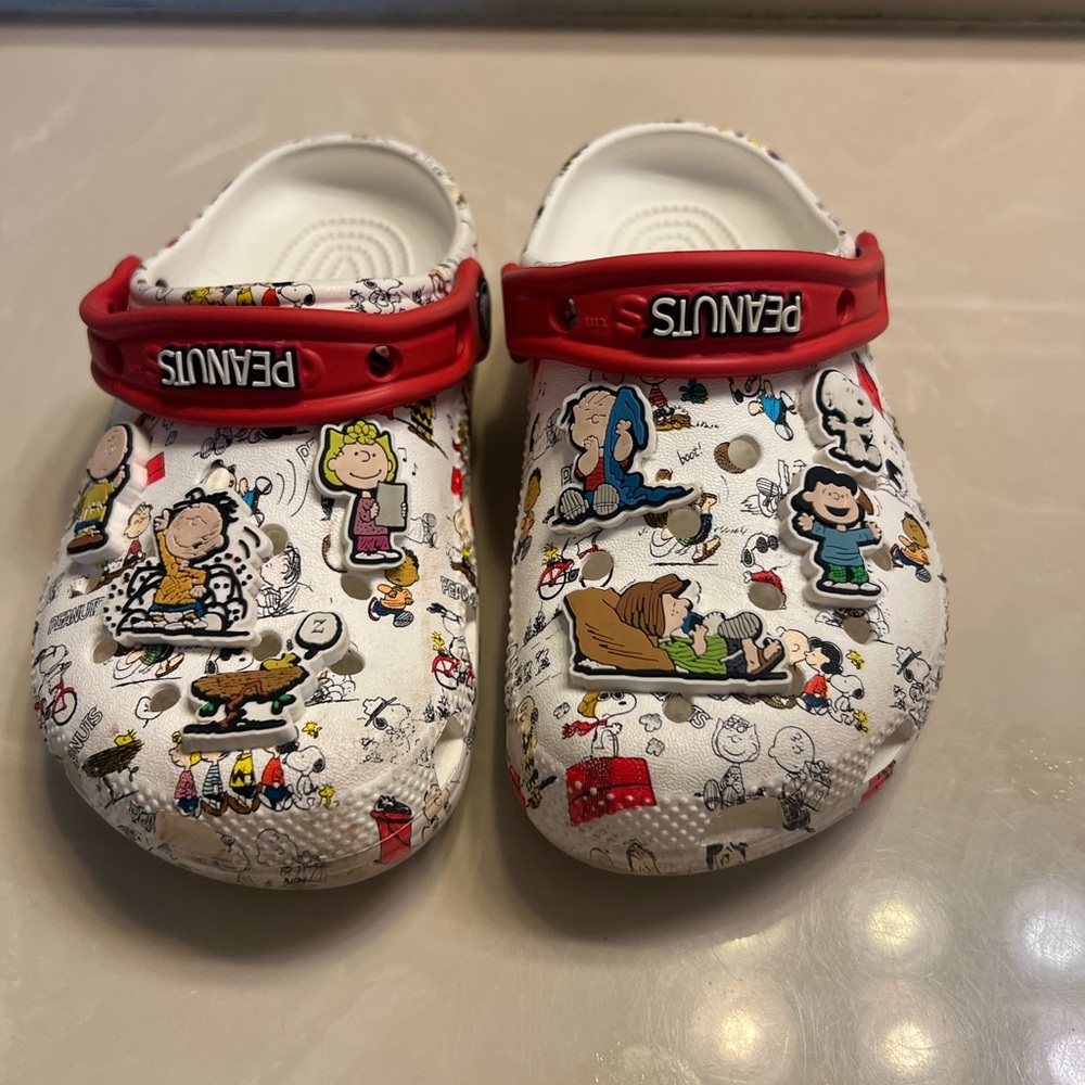Peanuts kids Croc Clogs size J1 - Picture 3 of 13